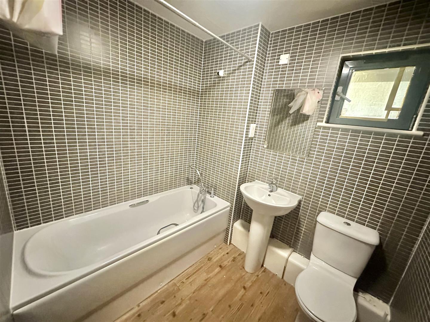 St Stephens Court, Marina, Swansea, SA1 1SA